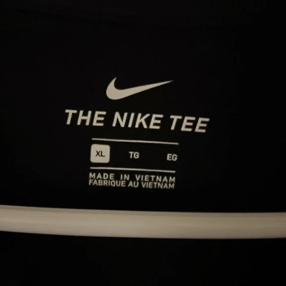 Mens limited edition Nike T-shirt size size XL - Picture 3 of 3